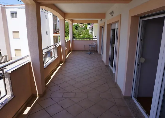 Spacious Comfort Apartment