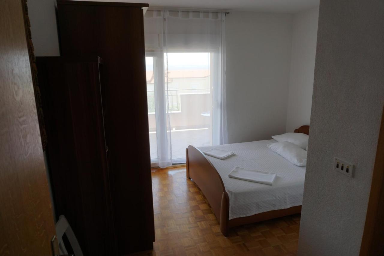 Spacious Comfort Apartma Duce
