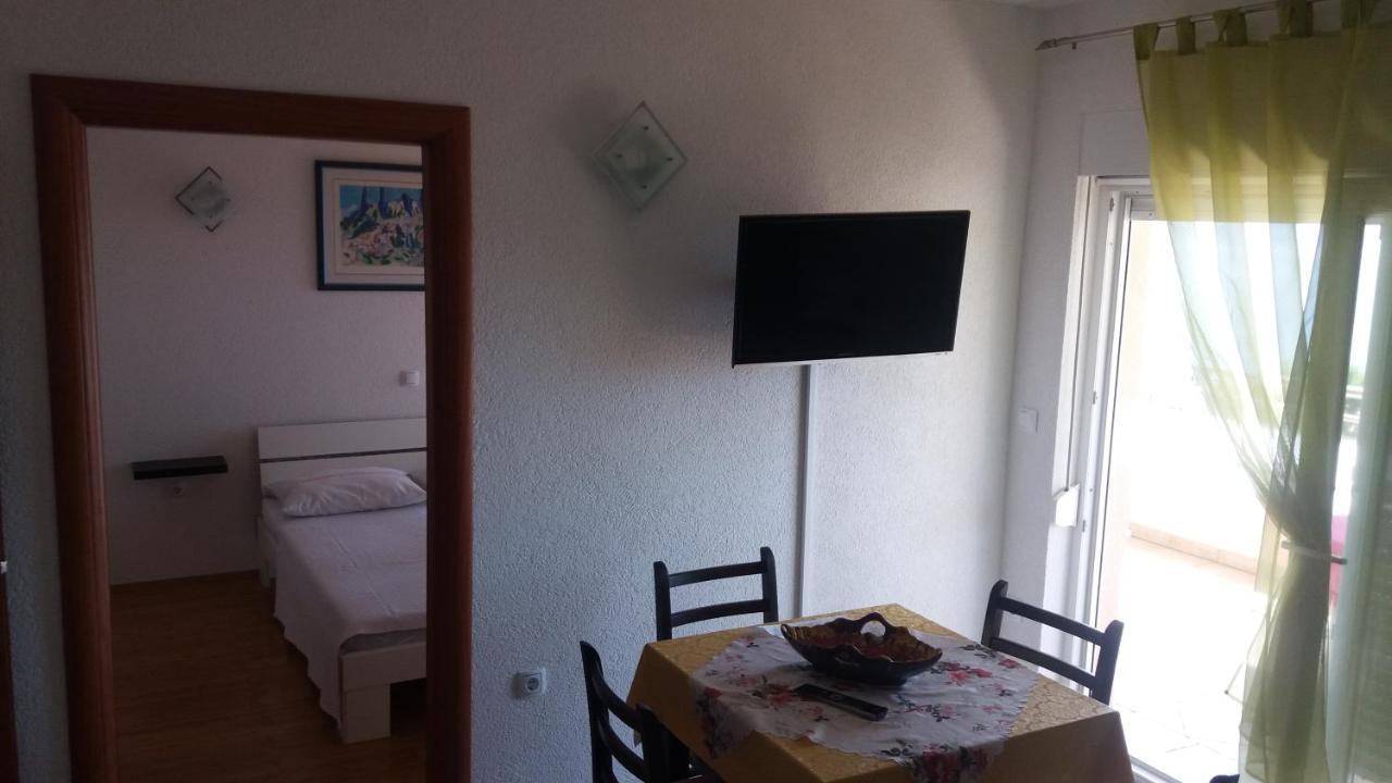 Spacious Comfort Duce